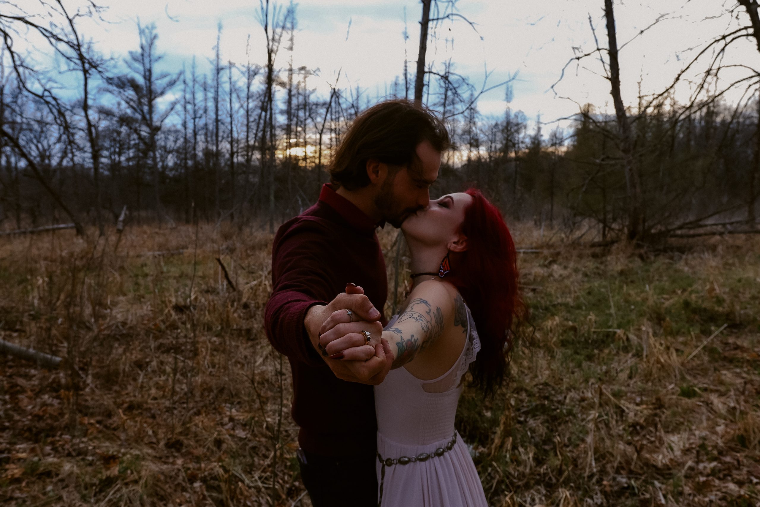 Alexx and Colin kissing